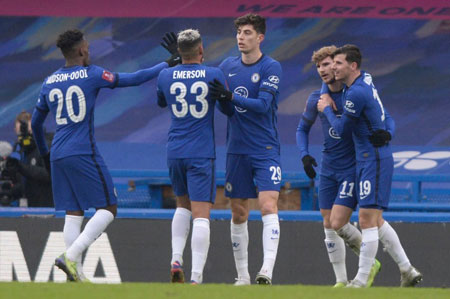 中国女子冰壶世锦赛摘铜 直通米兰冬奥会