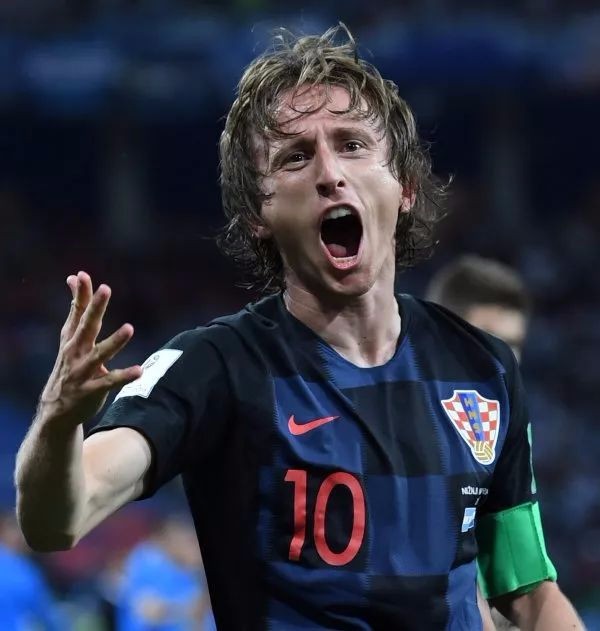 [亚冠]防线不稳固 国安遇绝平