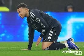 前队友弗朗西斯重伤，上田绮世：他是我的朋友，希望早日康复